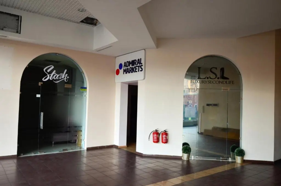 Diplomat ApartHotel