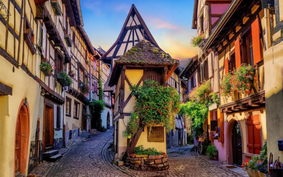 DUPLEX Le 12 - Appartement avec terrasse dans le vignoble - 5 mn du centre de Colmar