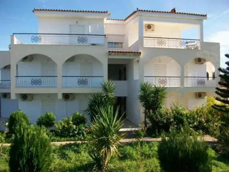 Aparthotel 4 stars Porto Cheli