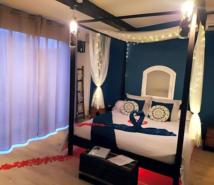 A l'Orée des pins - Gite indépendant avec baignoire balnéo et Home Cinéma en sup - Voir info de l'hôte