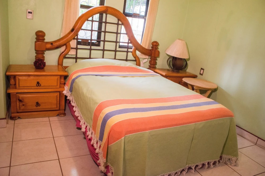 Casa Grande y Privada con Jardín