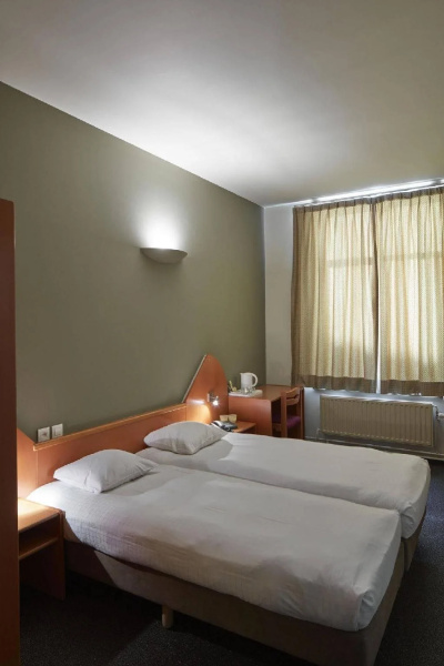 Alpha Hotel