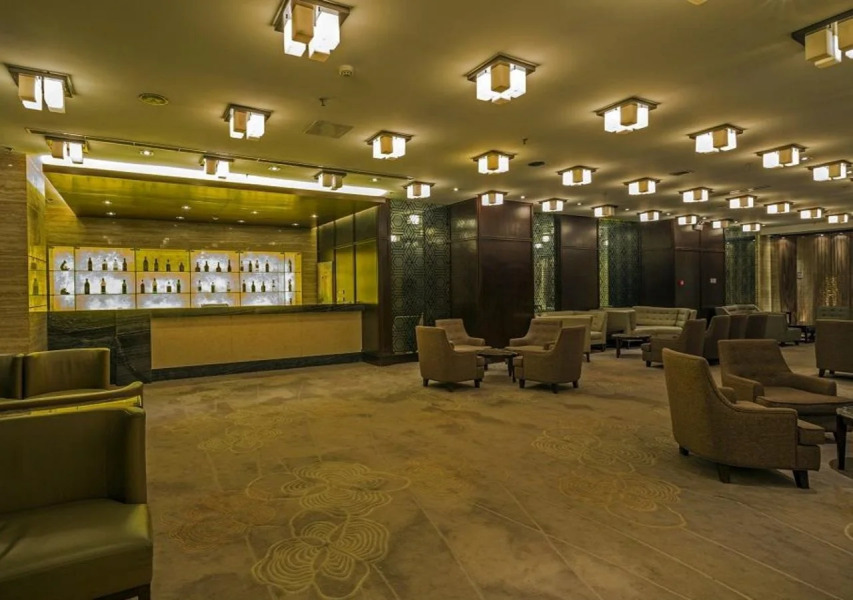 Peninsula Season Hotel Apartment