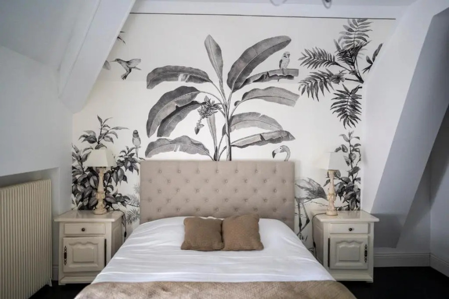 Chateau Des Ayes   Chambres & Suites