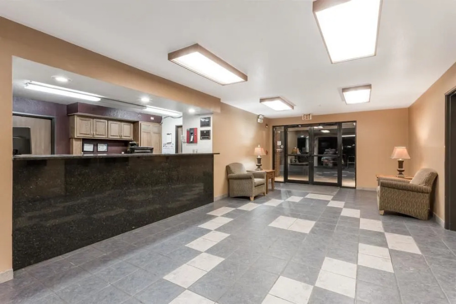 Super 8 Prince Frederick