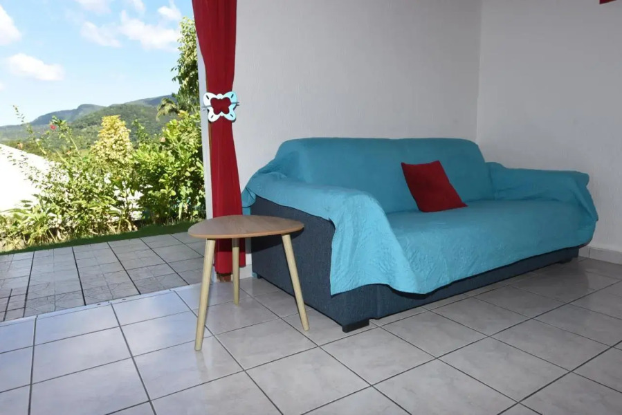 Les Petites Fleurs de Poirier