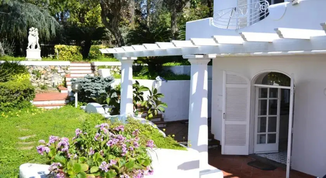 Villa Olympia