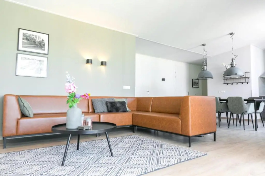 8p Luxe bungalow met serre