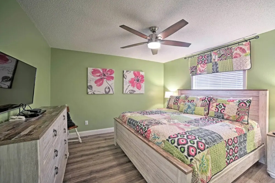 Cozy Missouri Condo ~ 2 Mi to Silver Dollar City!