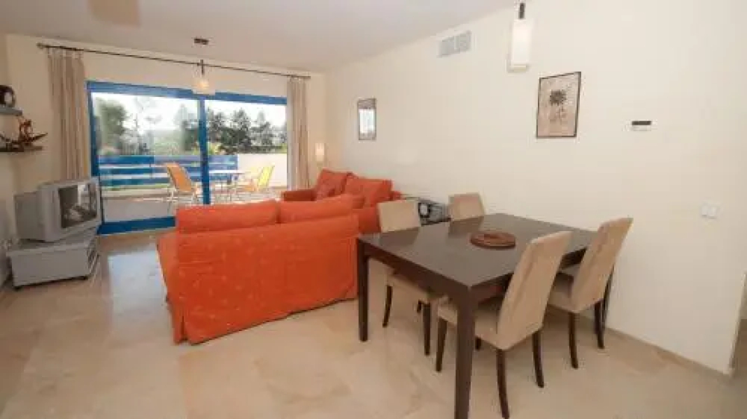Duquesa Suites 335