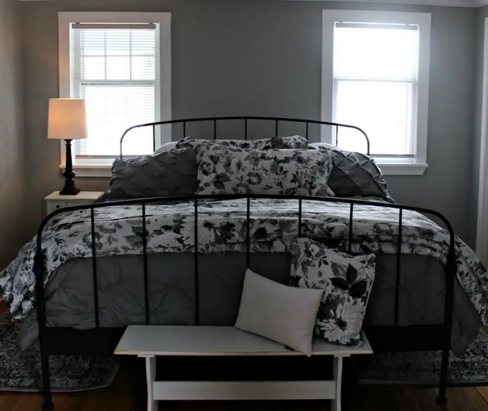 1837 Cobblestone Cottage