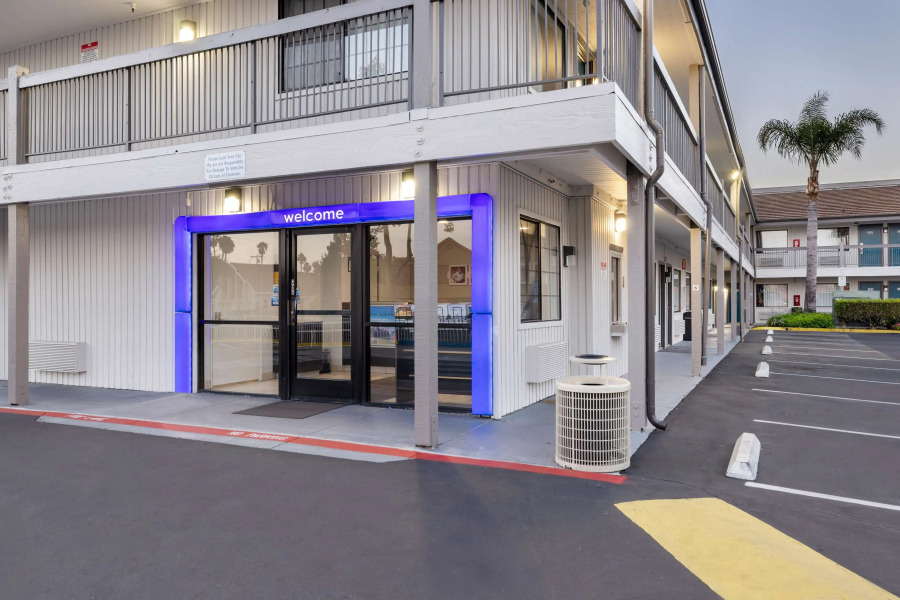 Motel 6 Santa Ana, CA