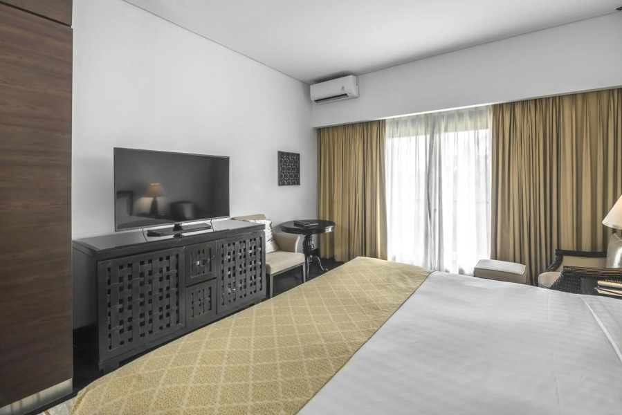 Lido Lake Resort By MNC Hotel