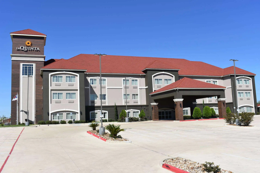 La Quinta Inn & Suites by Wyndham Kyle - Austin South