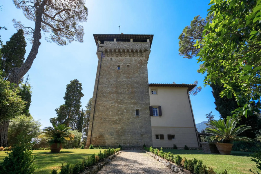 Rocca di Cetona - a Medieval Castle