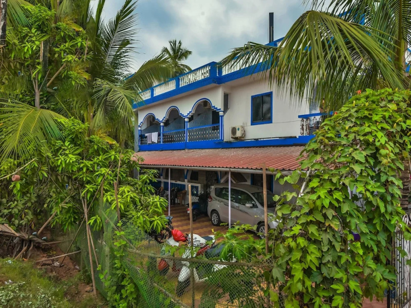 OYO 12889 Jovinho's Place