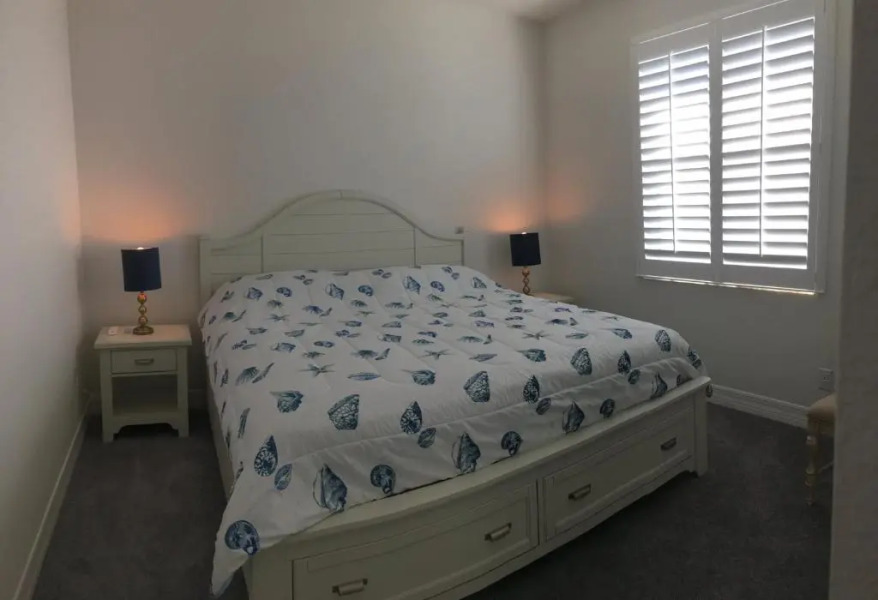 Florida Secret - Private Villa with heated pool - sleeps 8