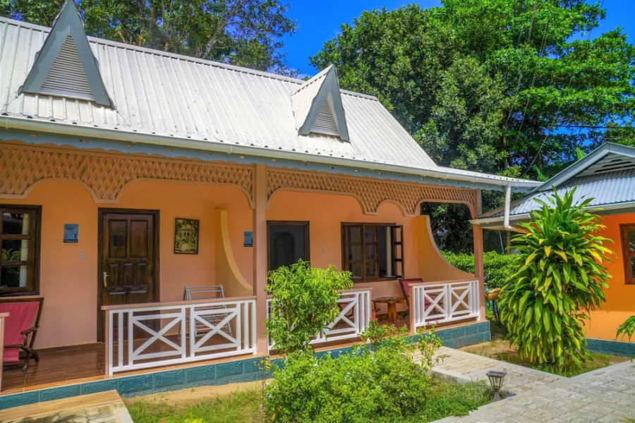 Bernique Guesthouse