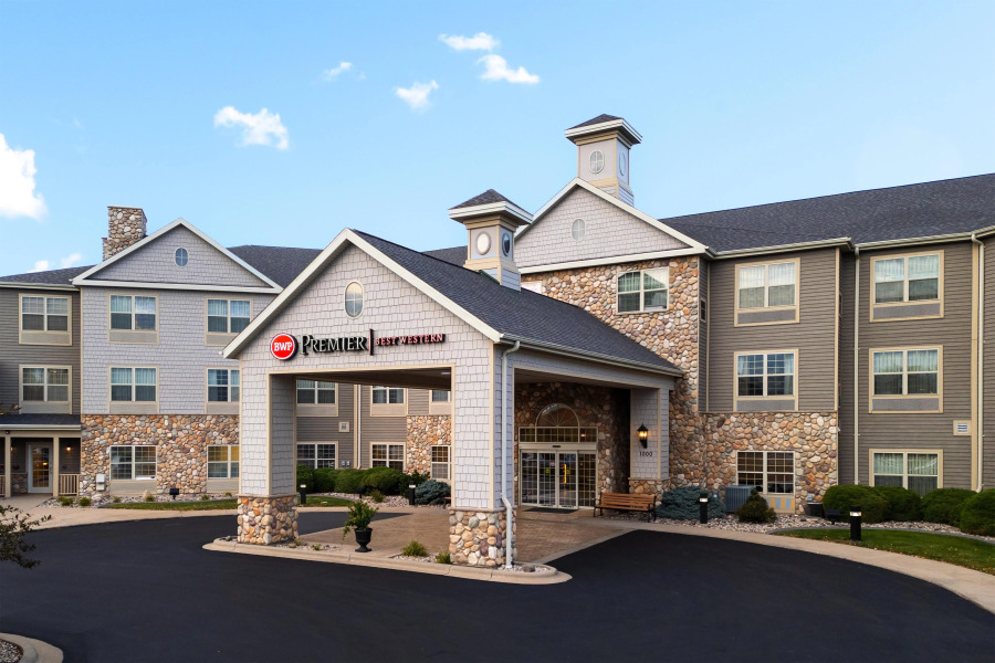 Best Western Premier Bridgewood Resort Hotel