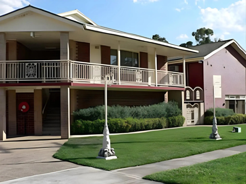 River Motel