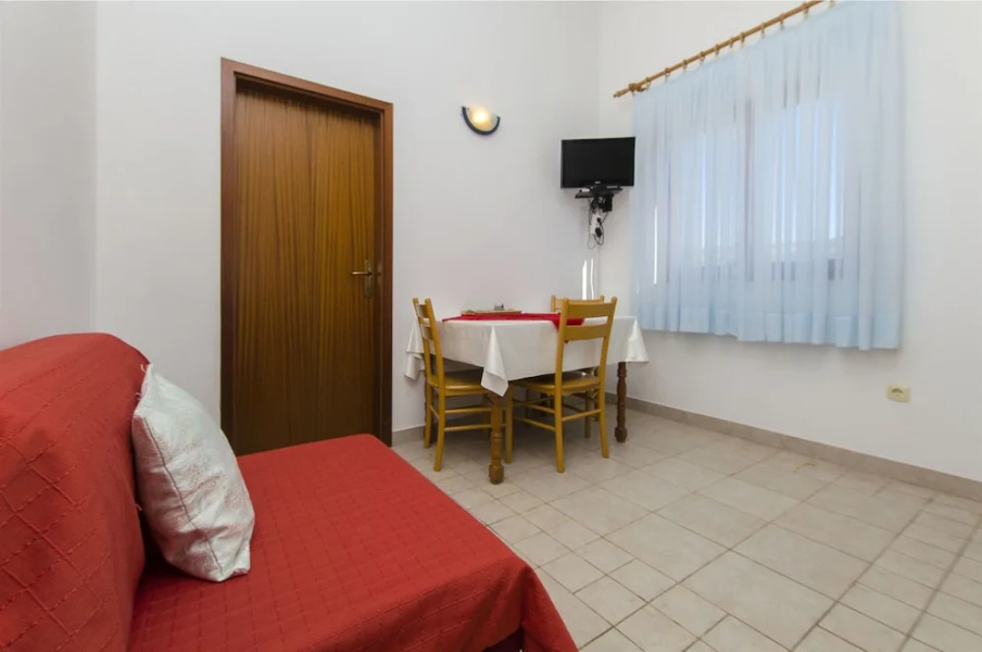 Apartments Toni Sea view