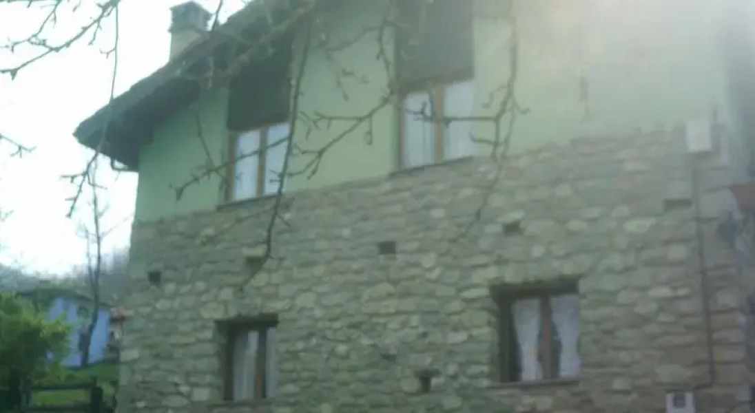 Casa De Aldea La Fuentona