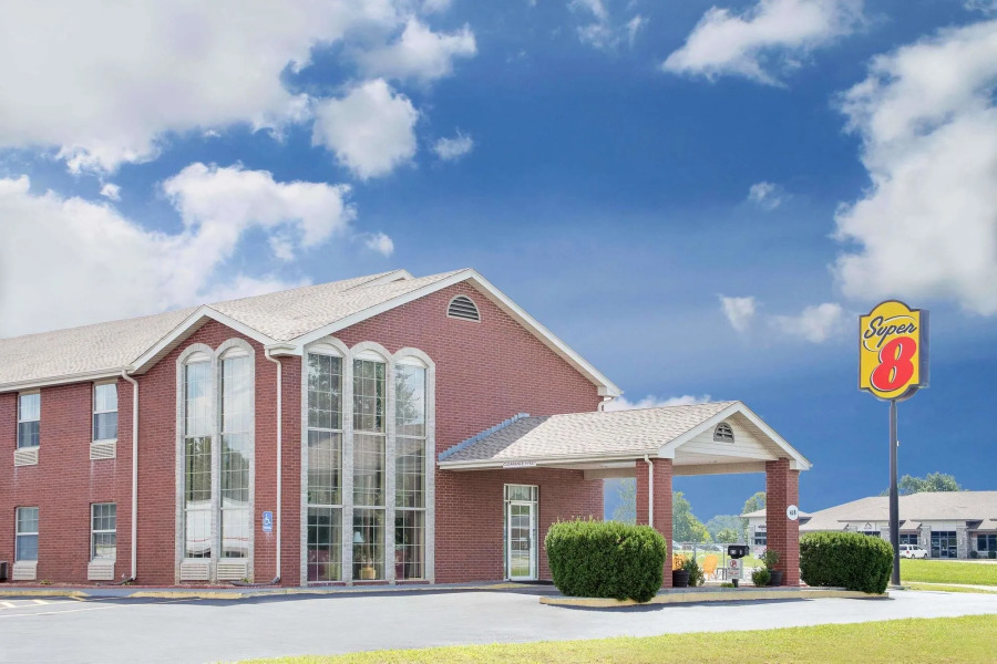 Super 8 Nixa Springfield Area