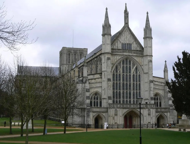 Maisonette No. 06 Magdalen Mews