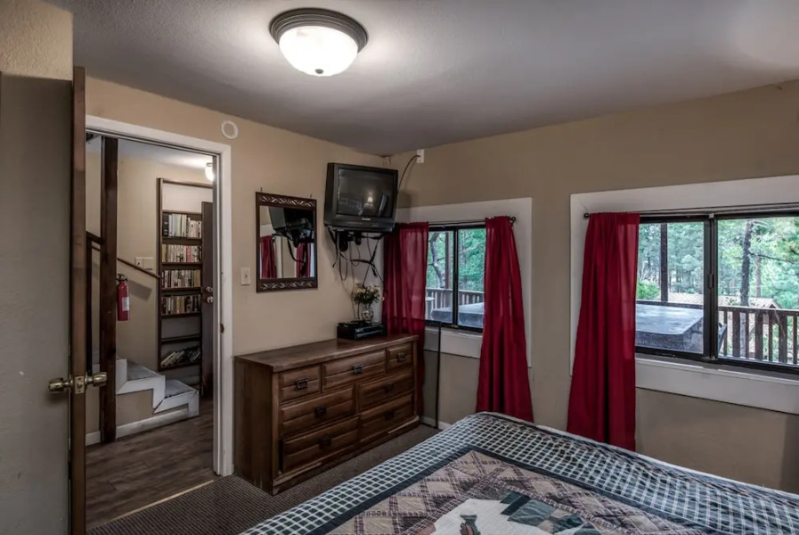 Ruidoso Three-bedroom