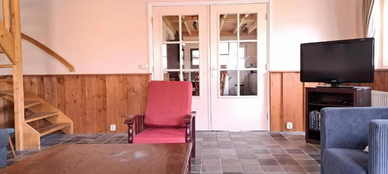 Enticing Holiday Home in Nieuwleusen with Garden