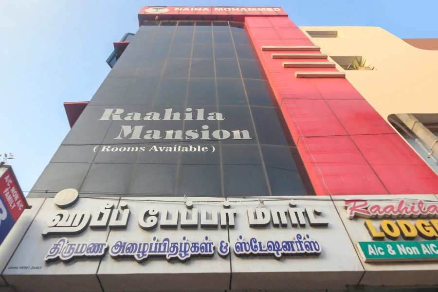 SPOT ON 66346 Raahila Mansion