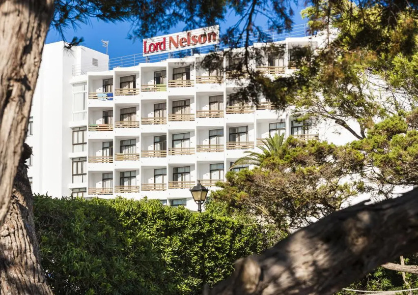 Apartamentos Globales Lord Nelson