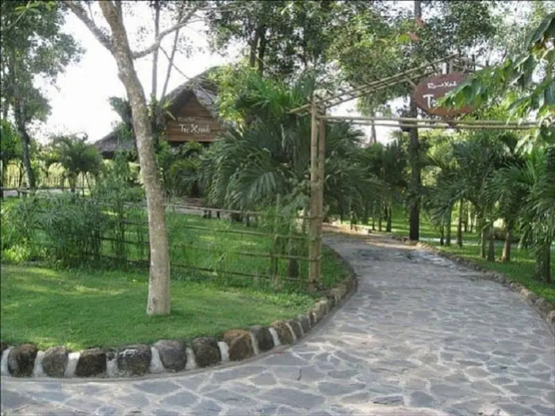 Tre Xanh Hotel - Giang Dien Park