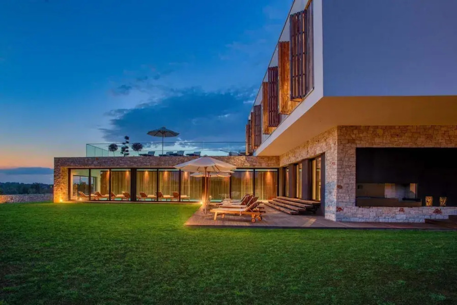 Villa Yellow Tree CFH