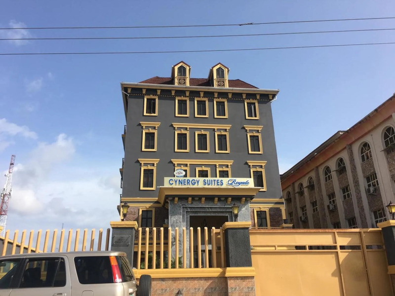 Cynergy Suites Royale