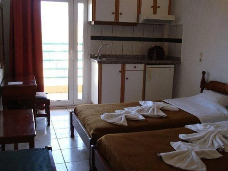 Oasis Apartments & Rooms