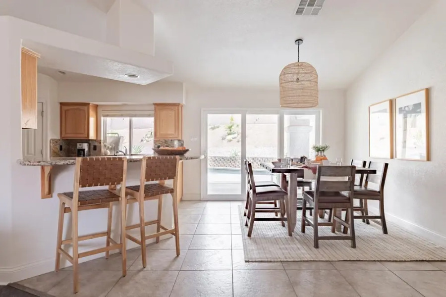 Lisa Circle - Roadrunner