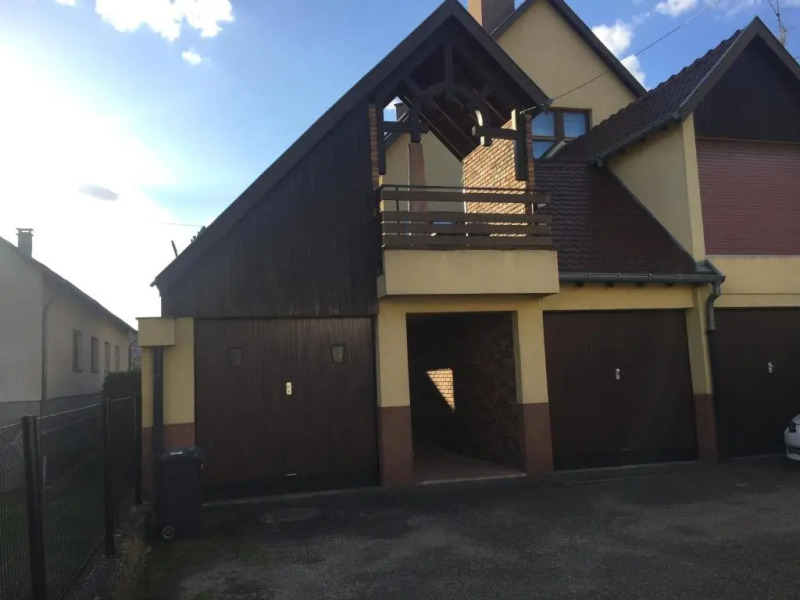 Grande Chambre climatisée chez Xavier