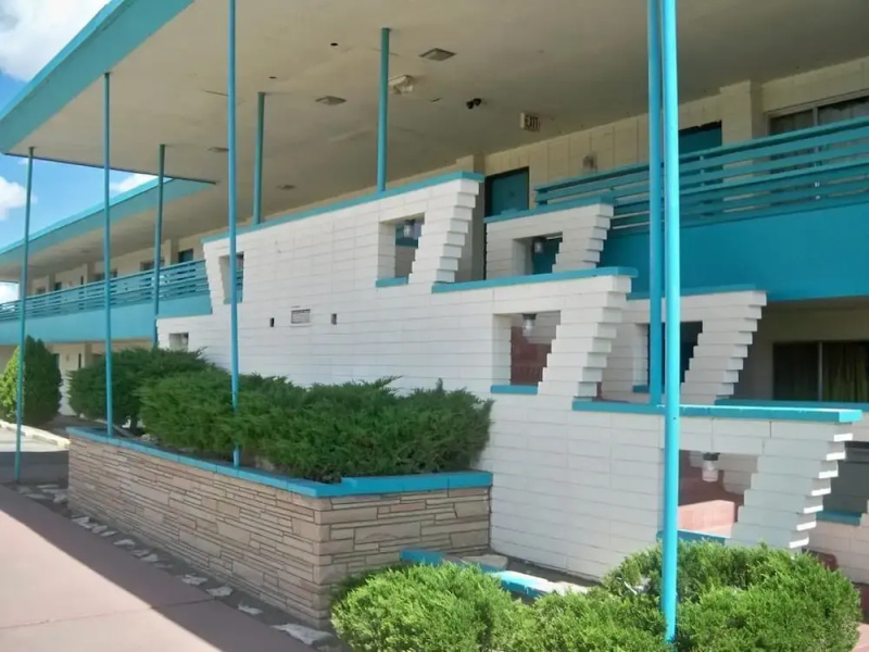 Desert Skies Motel