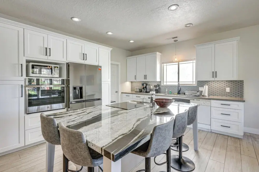 Spacious Mesquite Getaway - 1/2 Mi to Golf Course