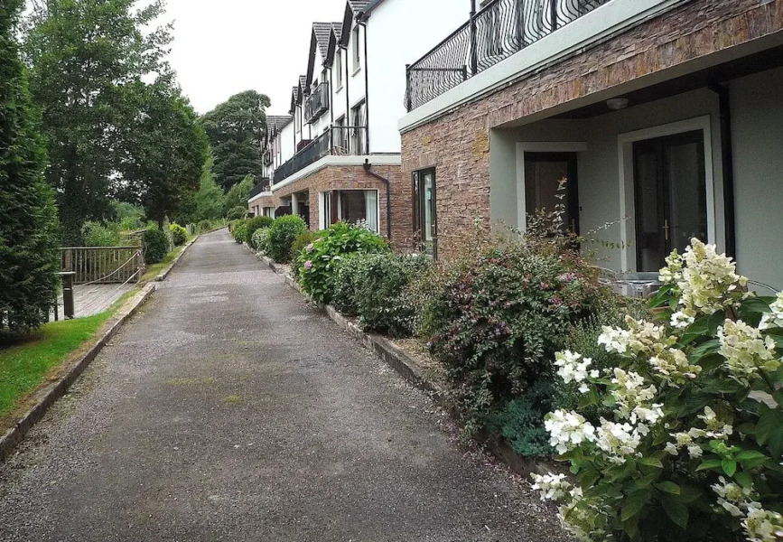 Grove Lodge Holiday Homes