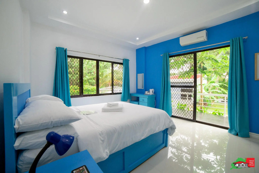 Bohol White House Bed & Breakfast