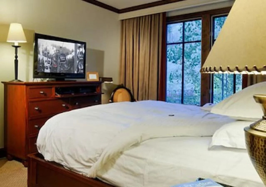 Ritz-Carlton Club, Aspen Highlands by Frias