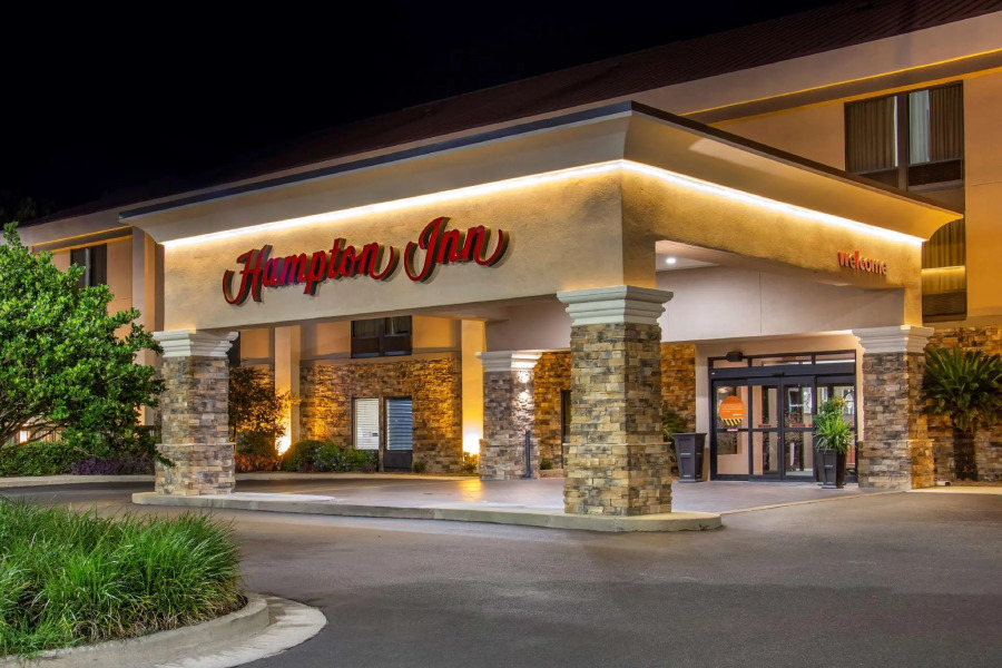 Hampton Inn Adel