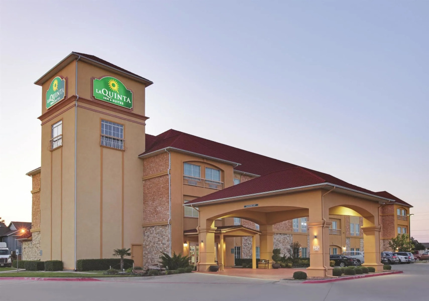 La Quinta Inn & Suites Garland Harbor Point