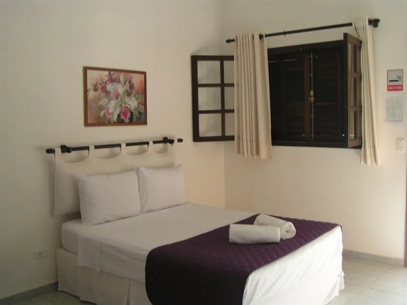 Pousada Flores Do Lázaro