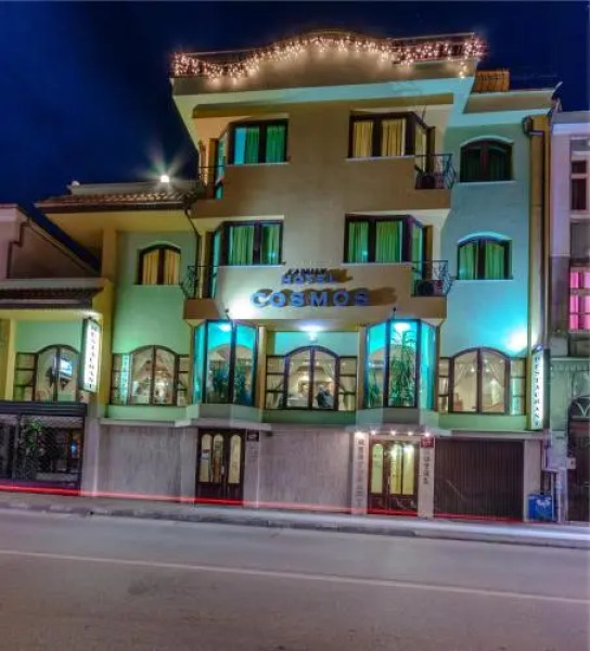 Hotel Cosmos
