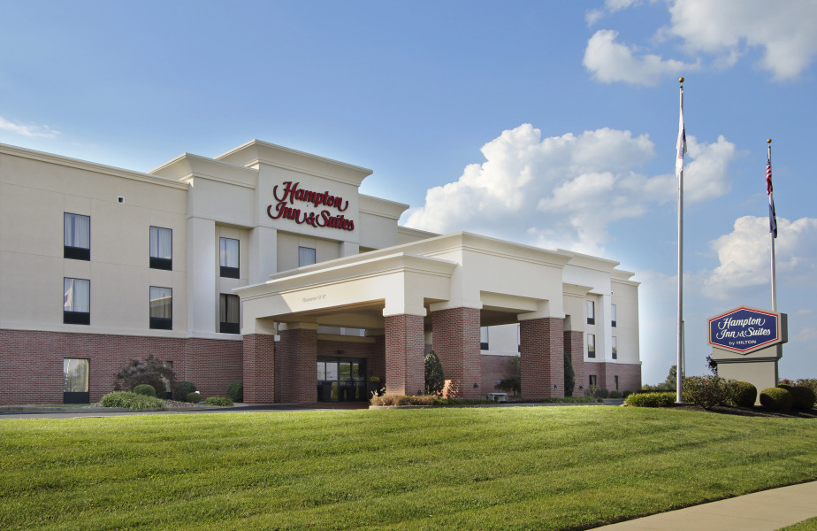 Hampton Inn & Suites Madisonville