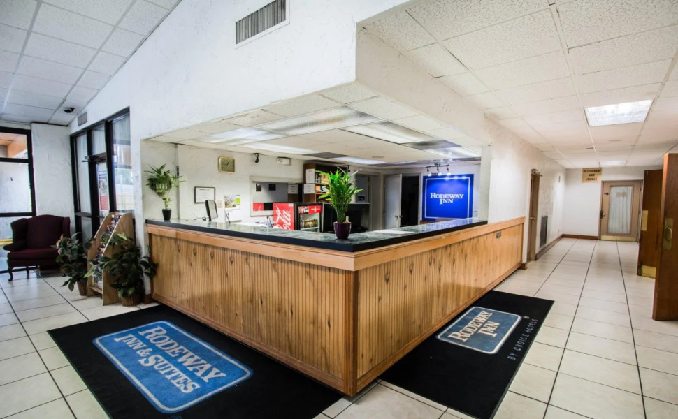 Rodeway Inn & Conference Center