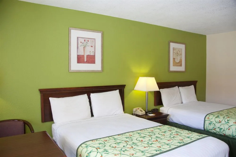 Regency Inn & Suites
